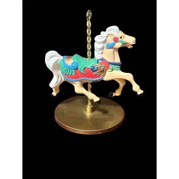Hallmark 1989 Gingee Carousel Horse Figurines Set Of 4 Collectible Miniatures Wi - Picture 4 of 6